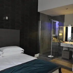 Place 24 & Wellness Pensión